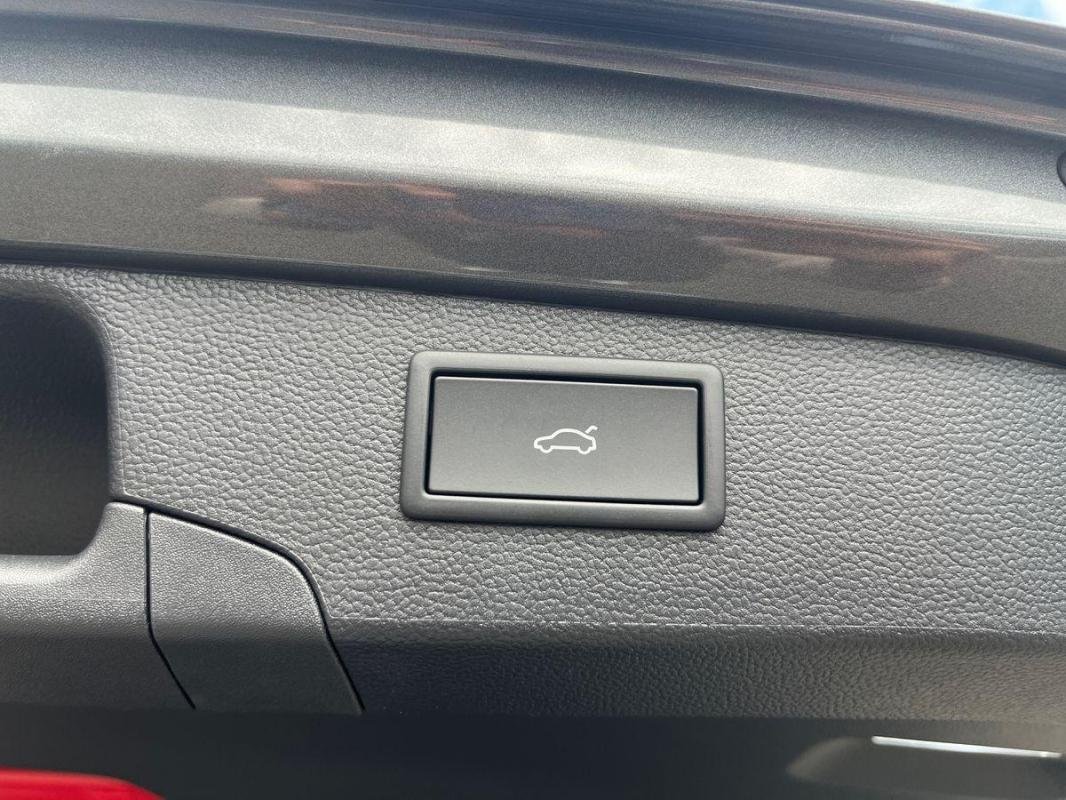 Volkswagen Passat - Photo 35