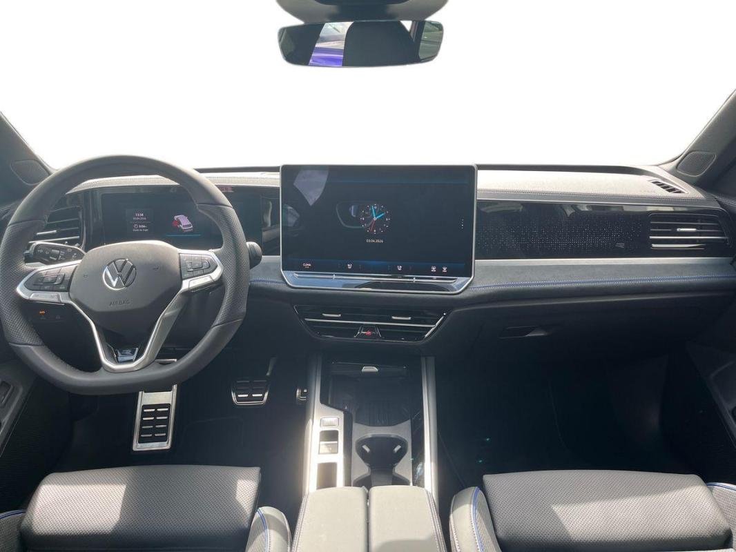 Volkswagen Passat - Photo 8