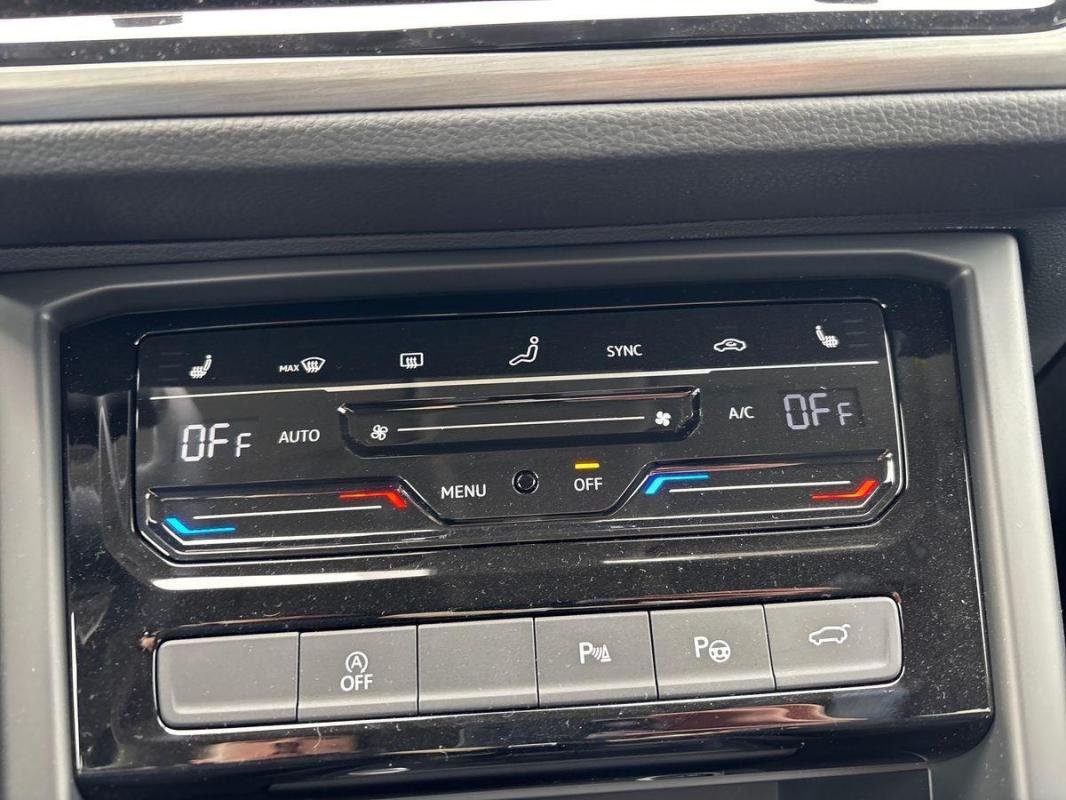 Volkswagen Touran - Photo 19