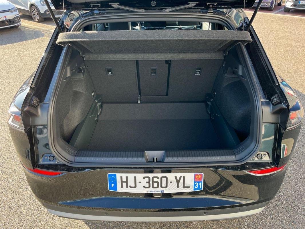 Volkswagen T-Roc - Photo 17