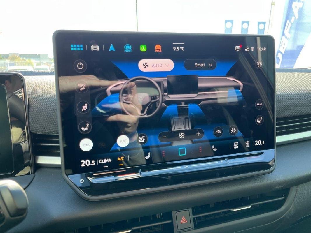 Volkswagen T-Roc - Photo 5