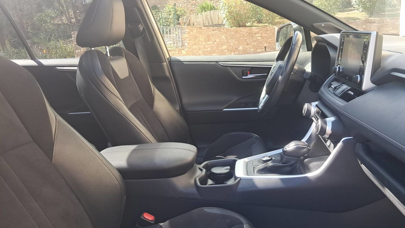 Toyota RAV4 - Photo 28