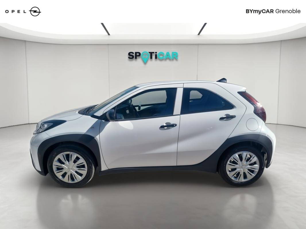 Toyota aygo x - Photo 2