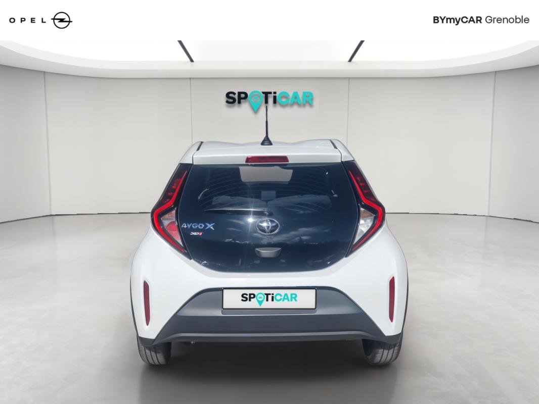 Toyota aygo x - Photo 4