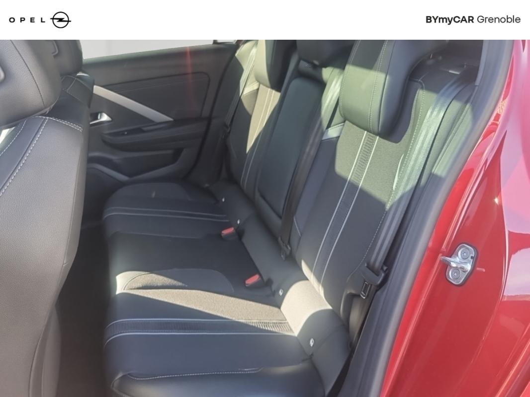 Opel Astra - Photo 12