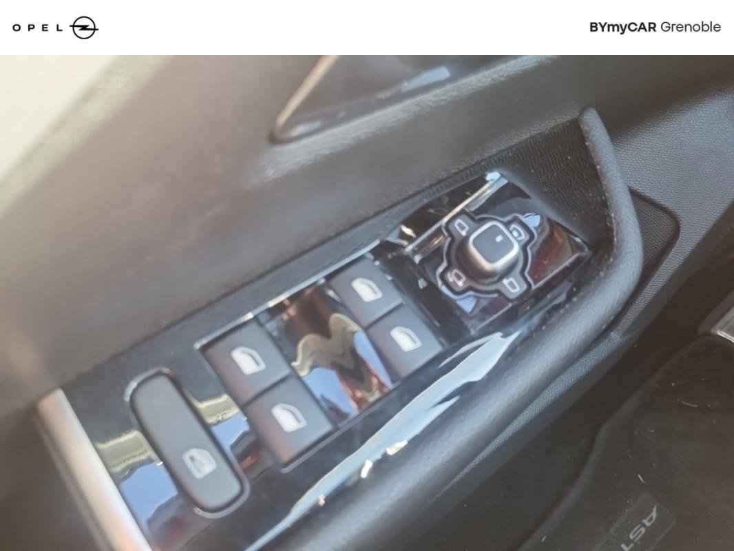 Opel Astra - Photo 19