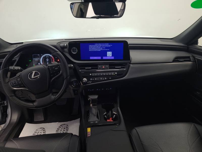 Lexus ES - Photo 11