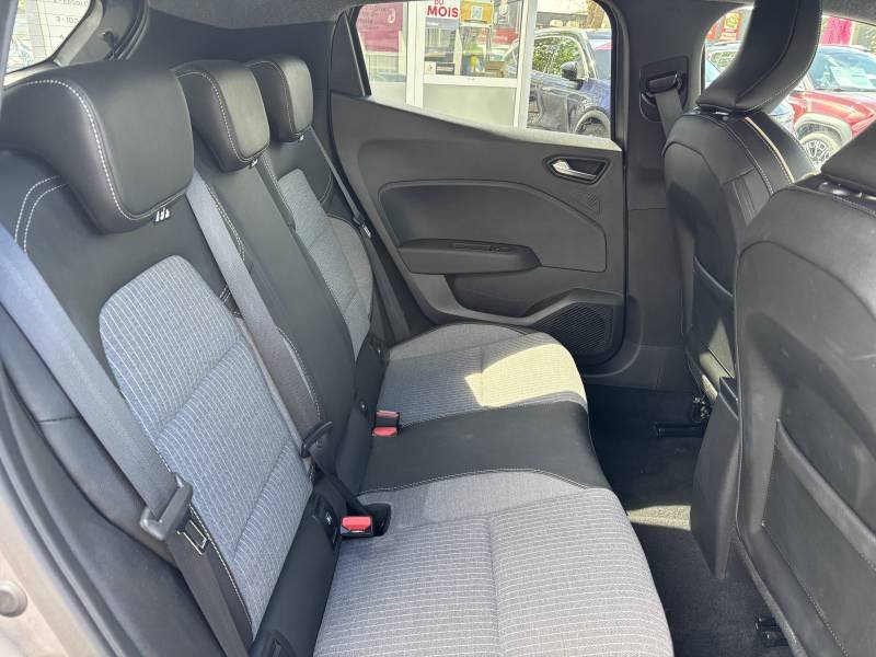 Renault Clio - Photo 19