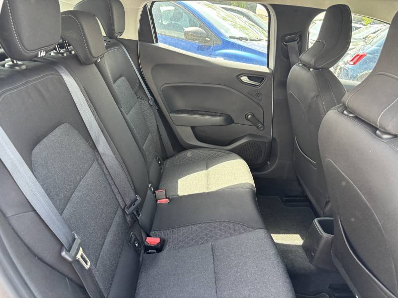Renault Clio - Photo 18
