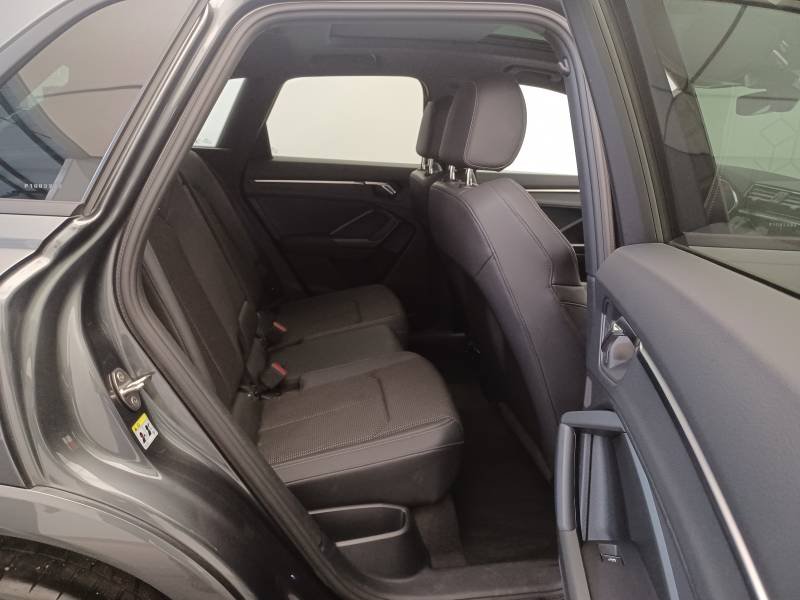 Audi Q3 - Photo 15