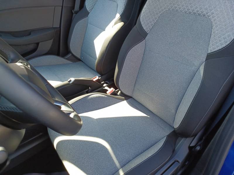 Renault Clio - Photo 32