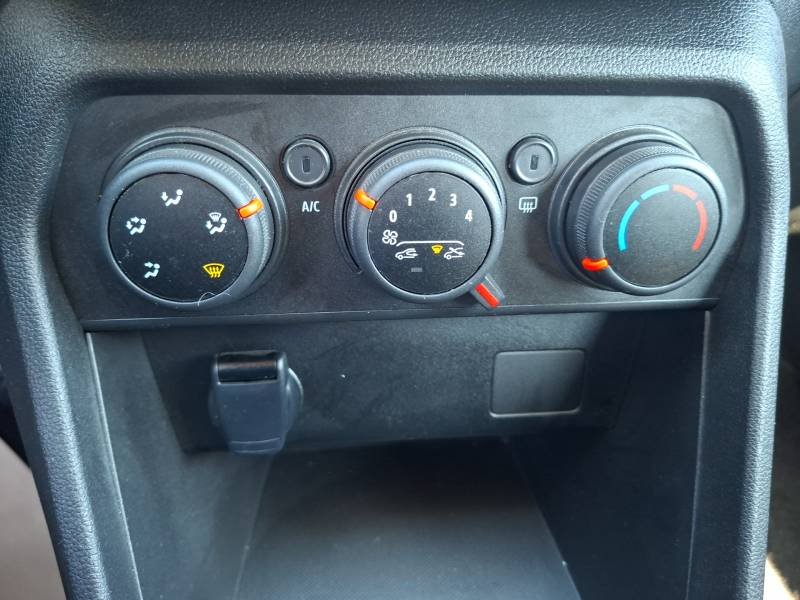 Dacia Sandero - Photo 22