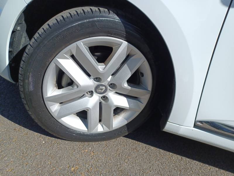 Renault Clio - Photo 18