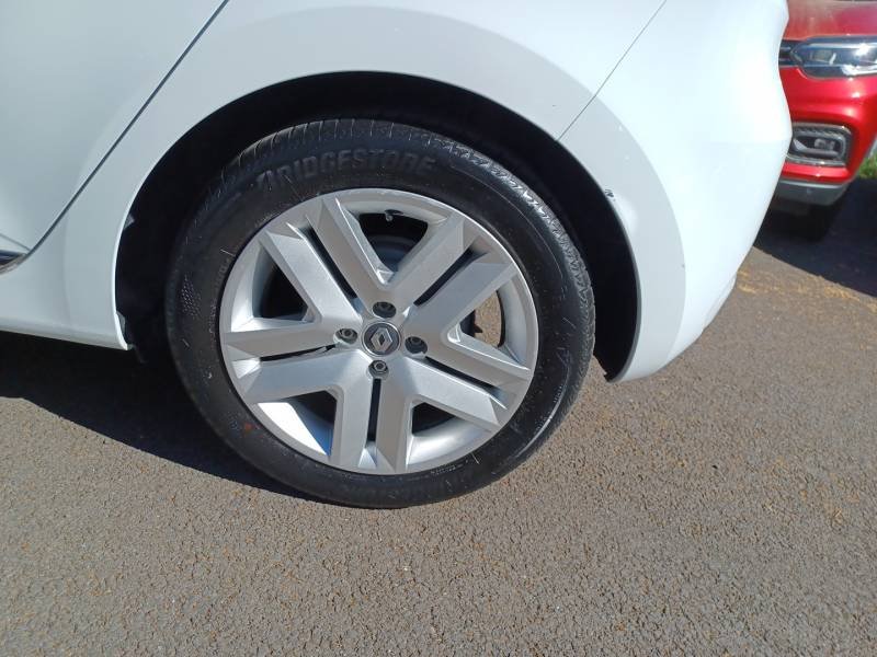 Renault Clio - Photo 19