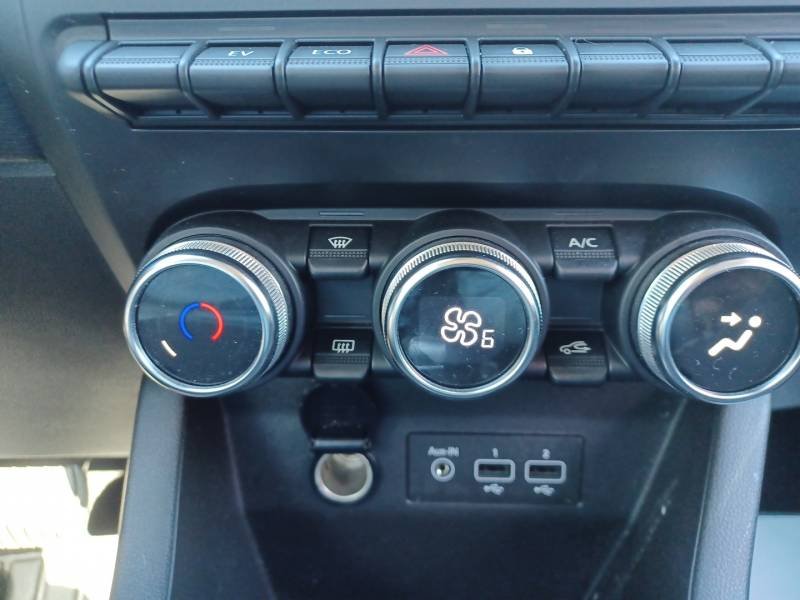 Renault Clio - Photo 30
