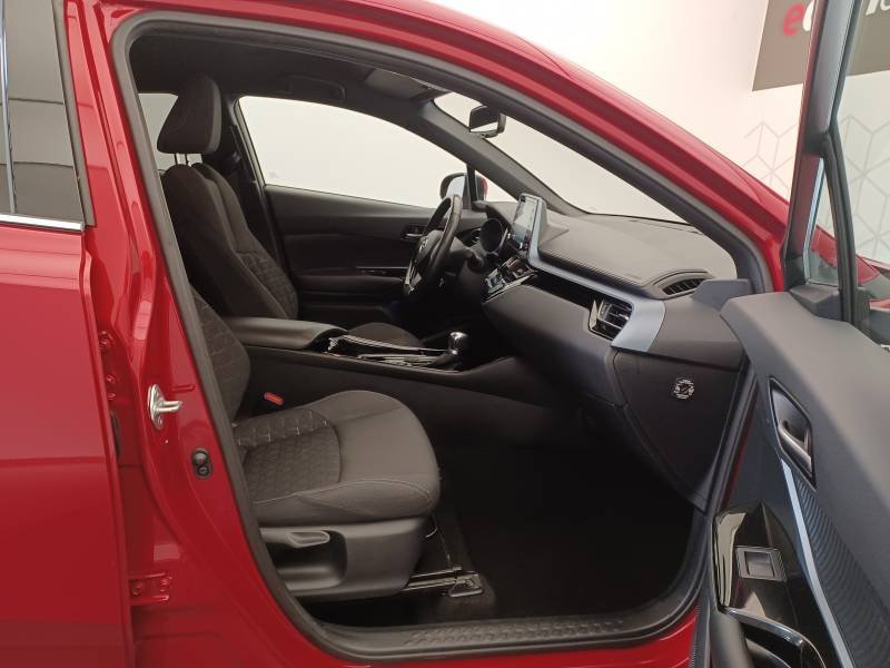 Toyota C-HR - Photo 14