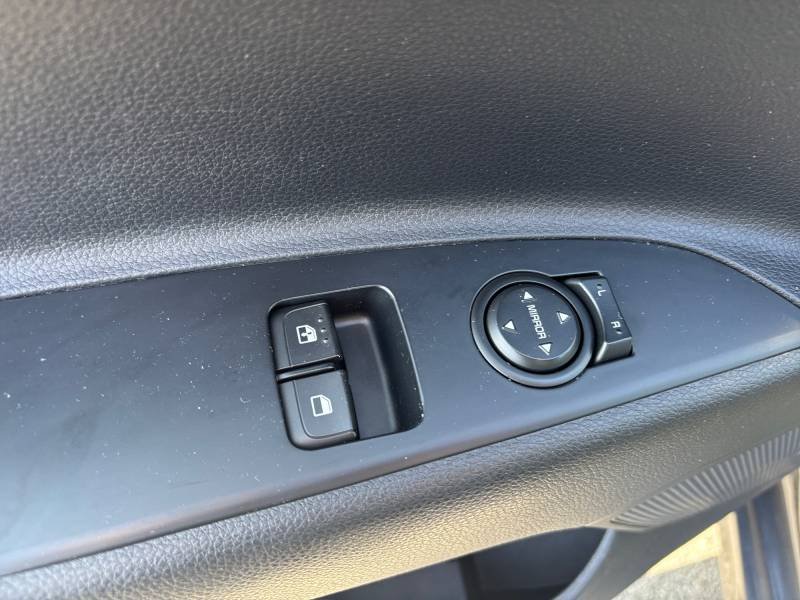 Kia Rio - Photo 19