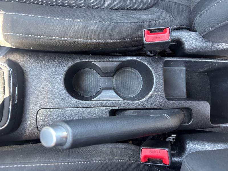 Kia Rio - Photo 30