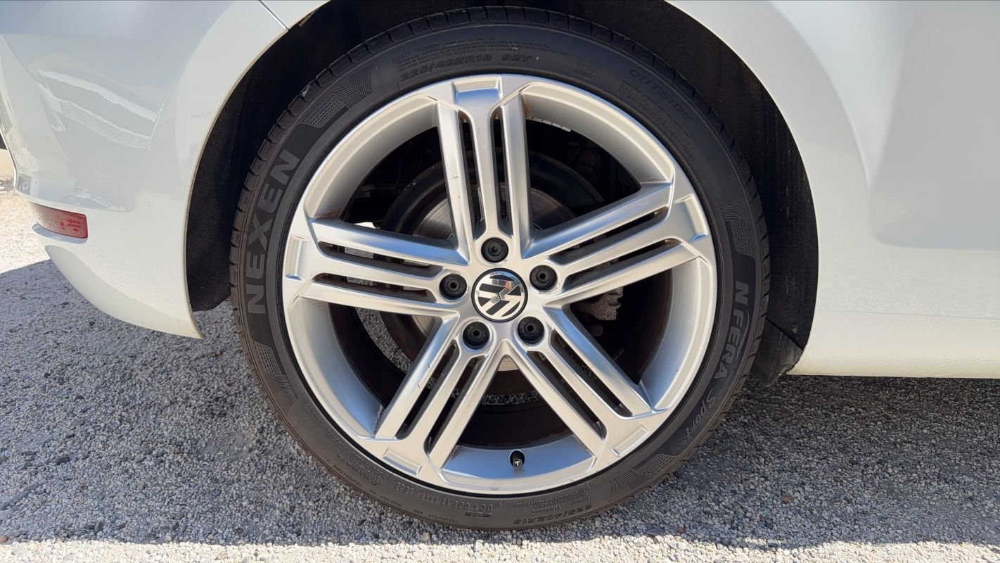 Volkswagen Golf - Photo 16