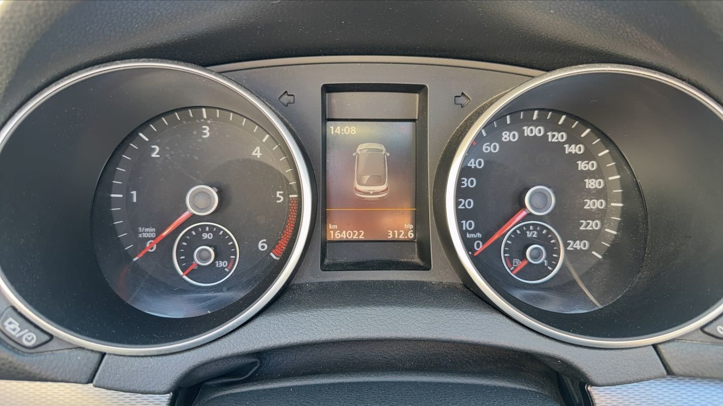 Volkswagen Golf - Photo 22