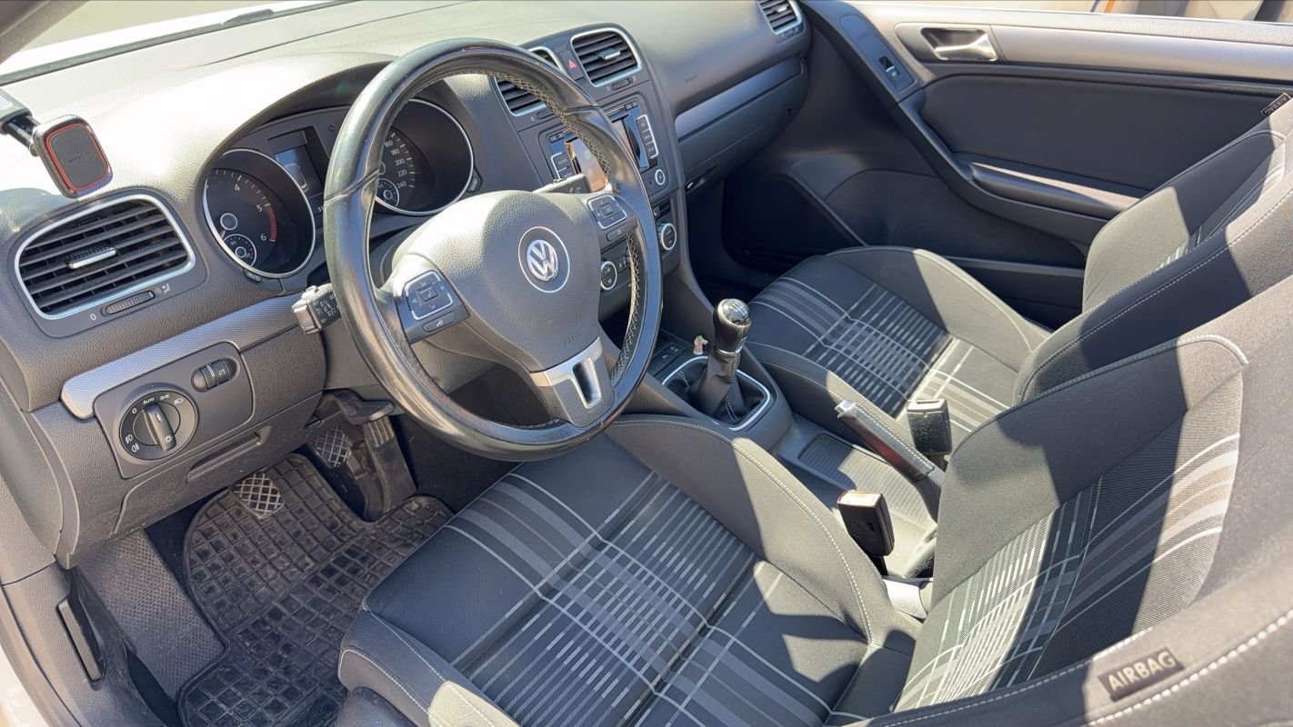 Volkswagen Golf - Photo 8