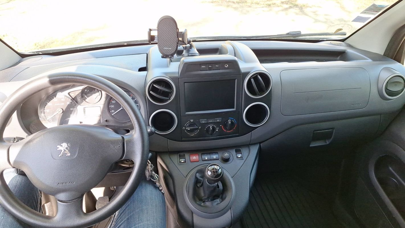 Peugeot Partner - Photo 11