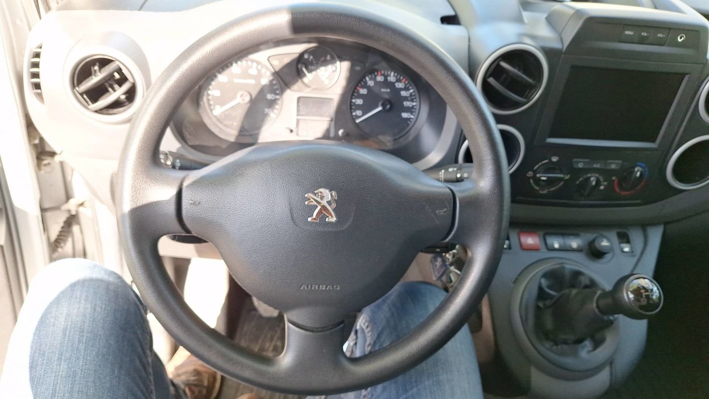 Peugeot Partner - Photo 23