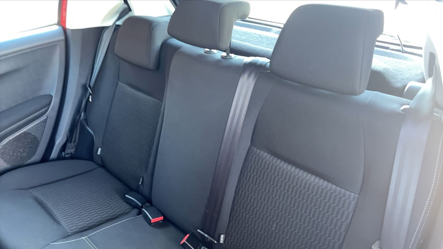 Peugeot 208 - Photo 9