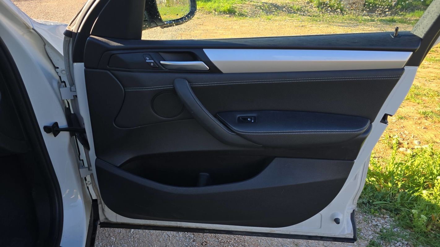 BMW X3 - Photo 23