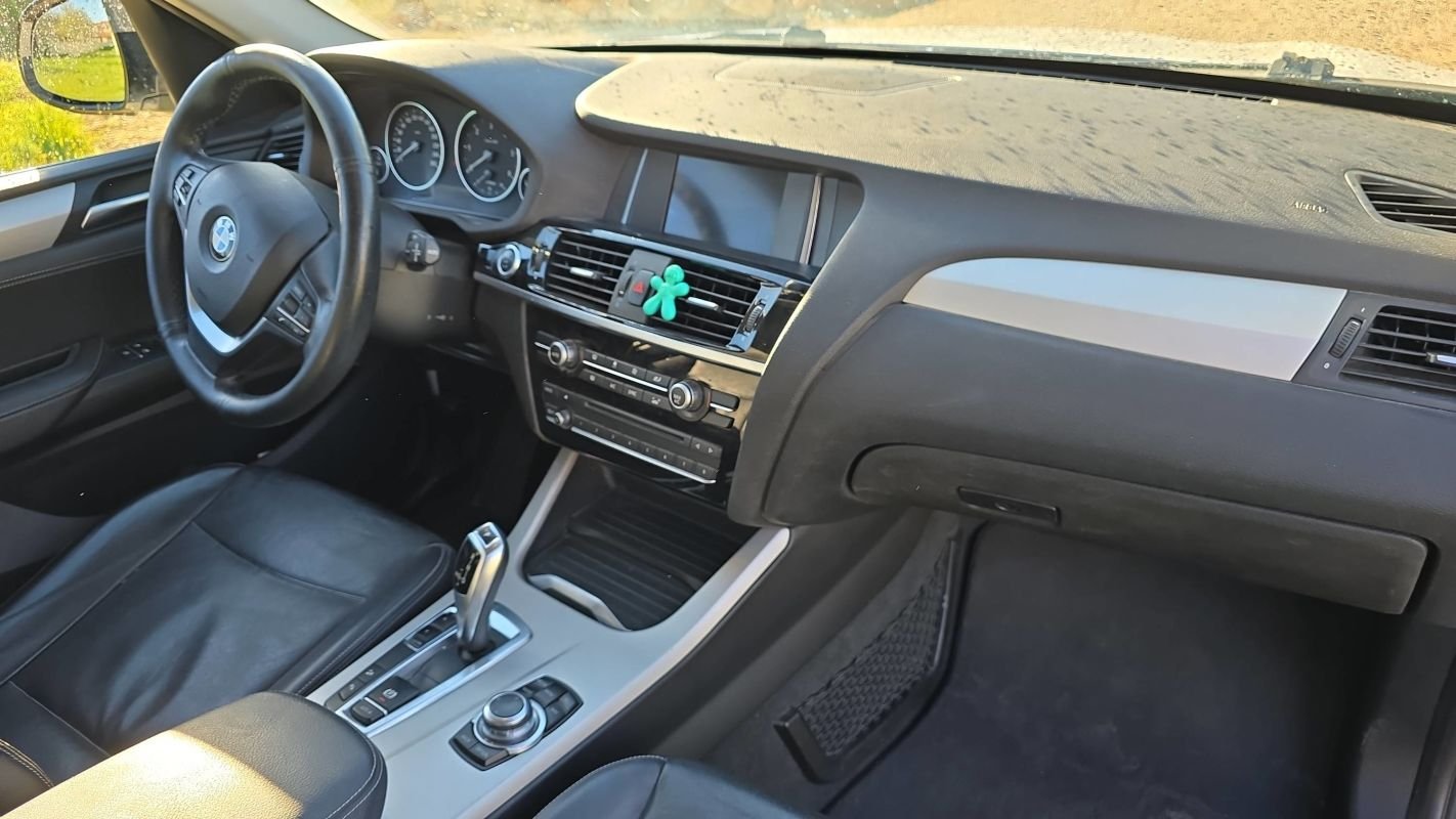BMW X3 - Photo 10