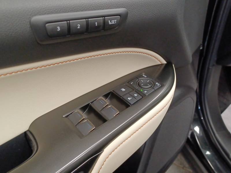 Lexus NX - Photo 18
