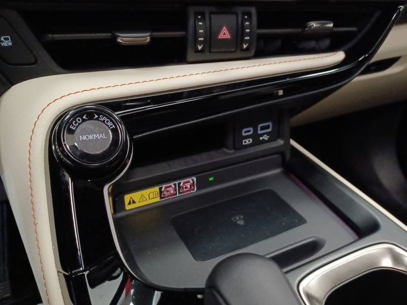 Lexus NX - Photo 29