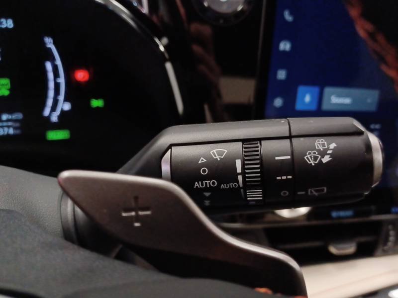 Lexus NX - Photo 32