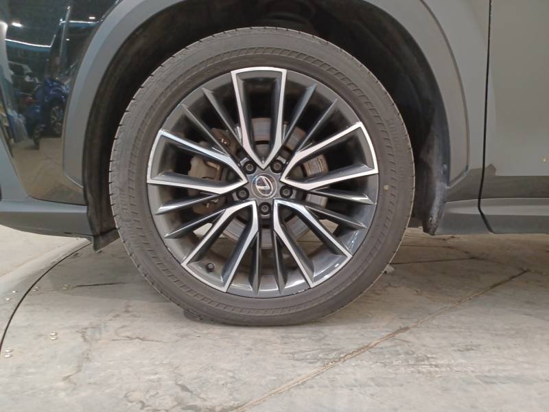 Lexus NX - Photo 9