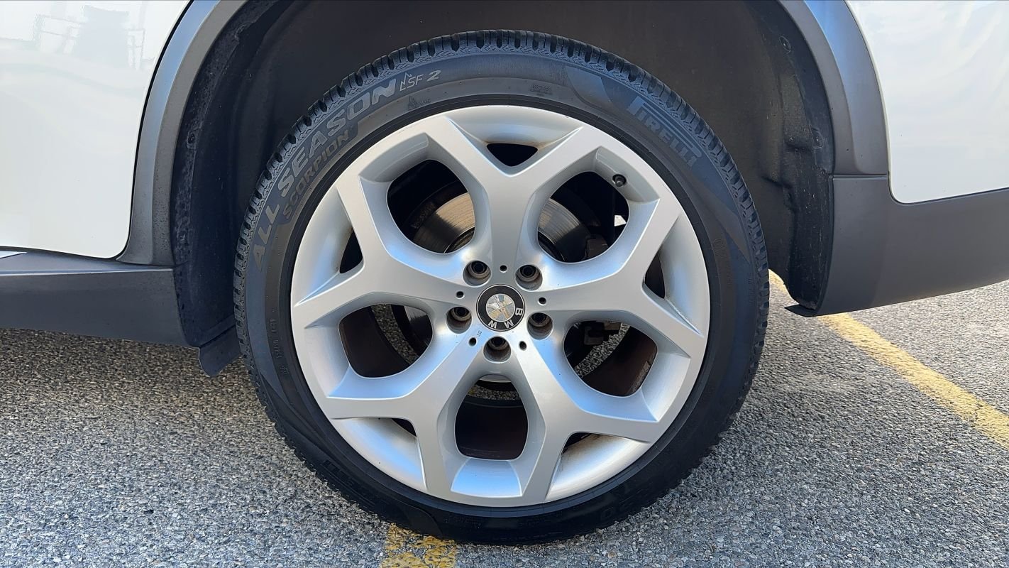 BMW X5 - Photo 19