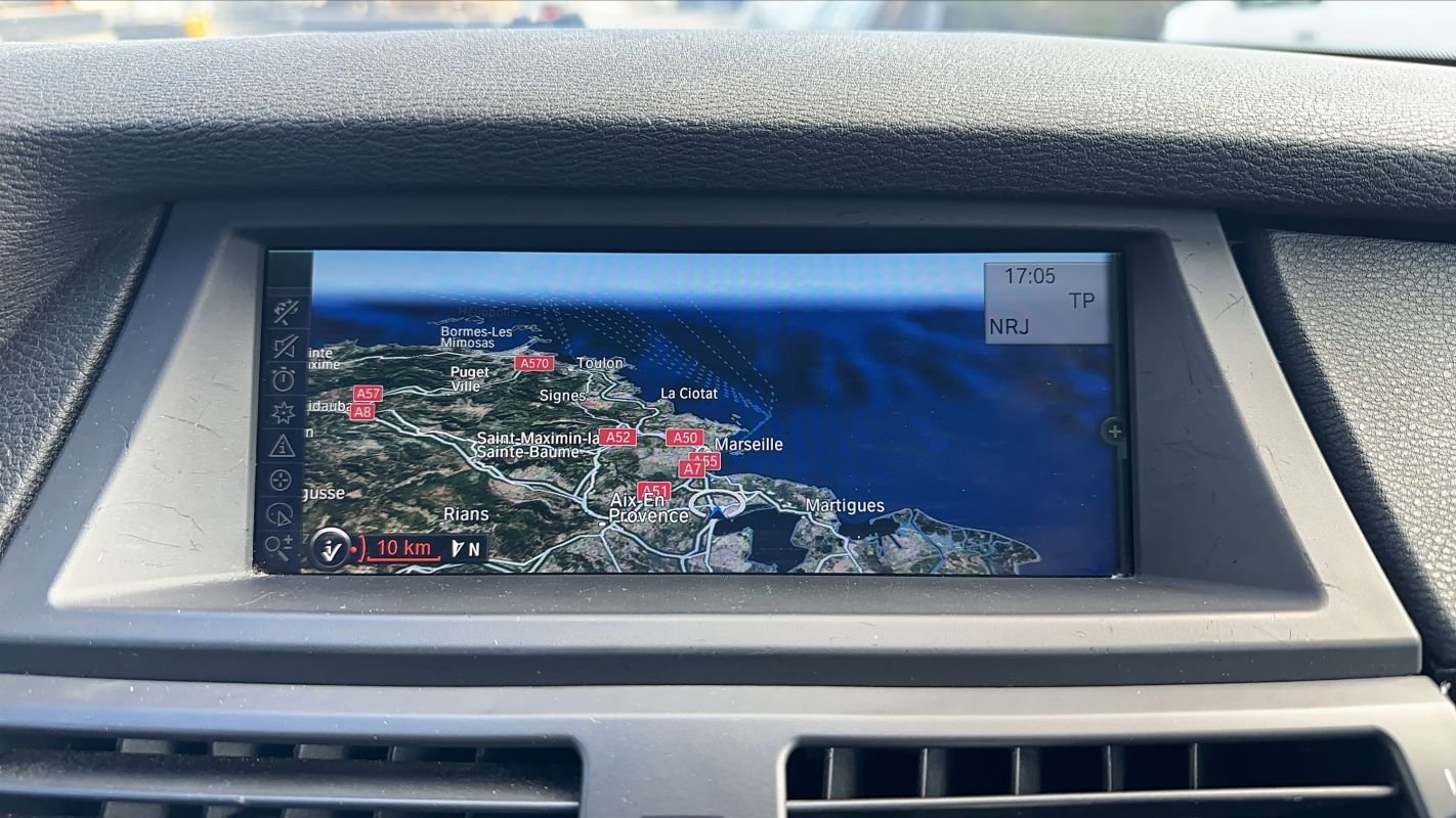 BMW X5 - Photo 24