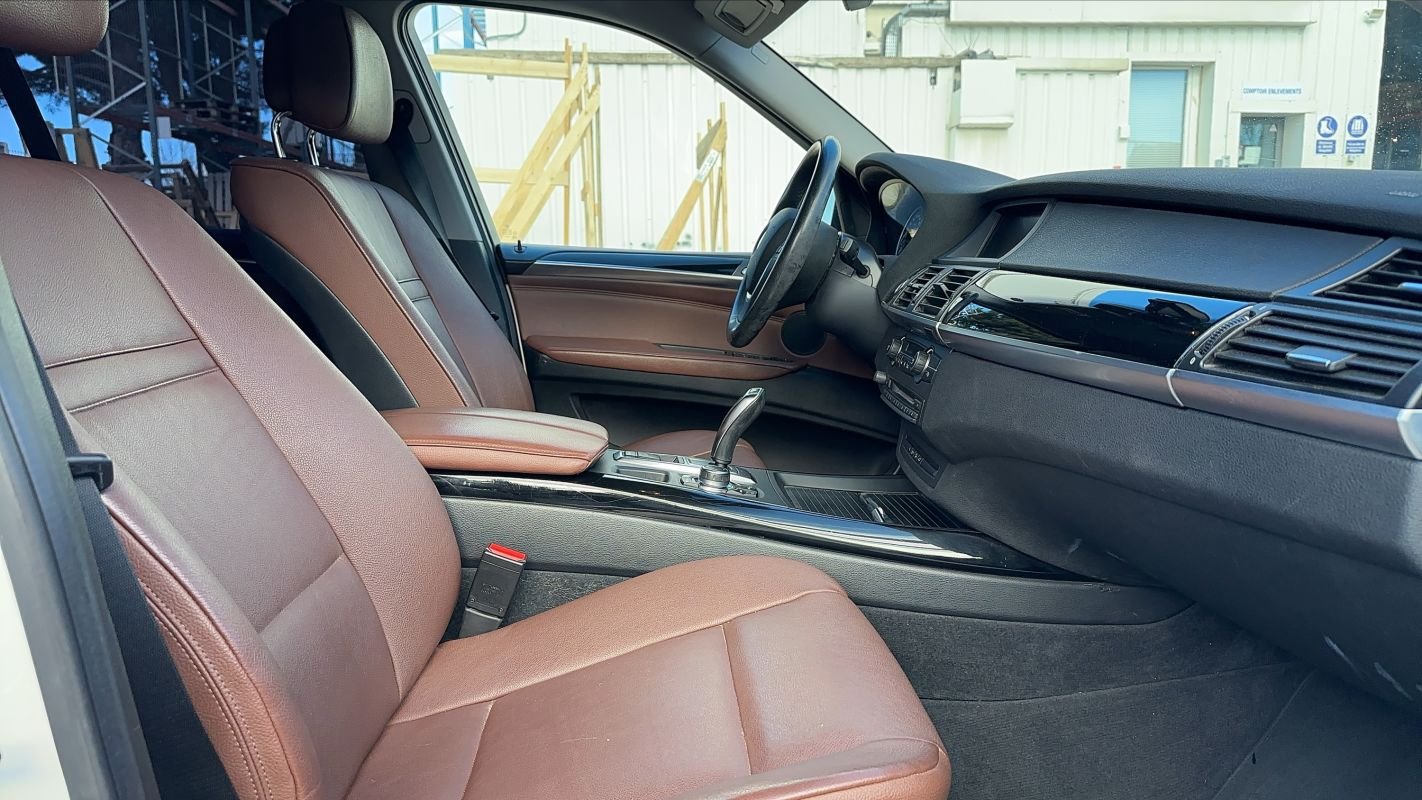 BMW X5 - Photo 25