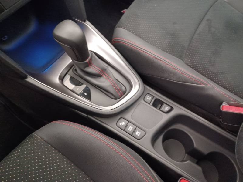 Toyota Yaris - Photo 23