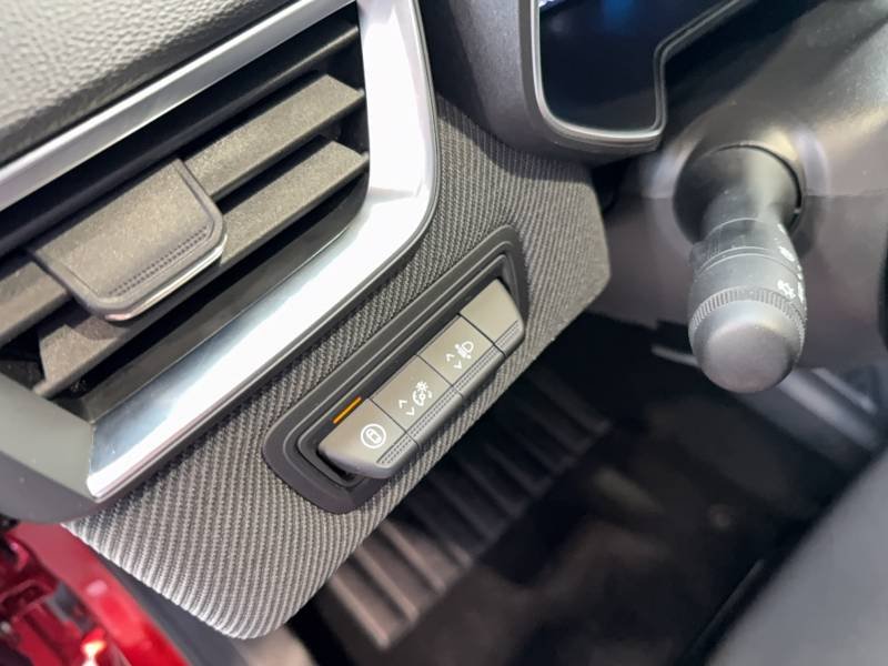 Renault Clio - Photo 22