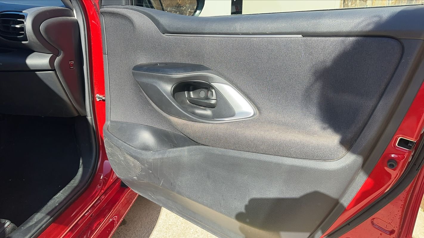 Toyota Yaris - Photo 24