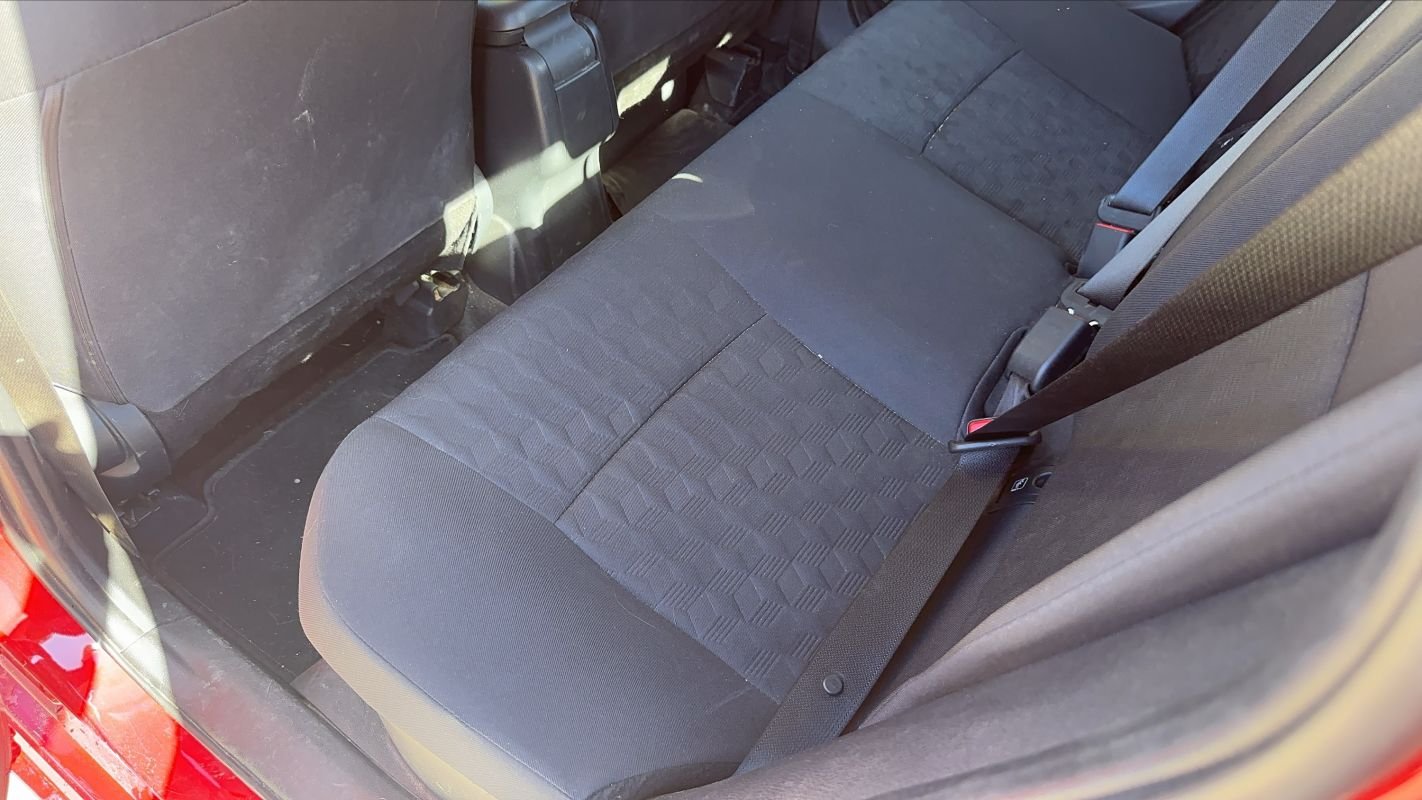 Toyota Yaris - Photo 28