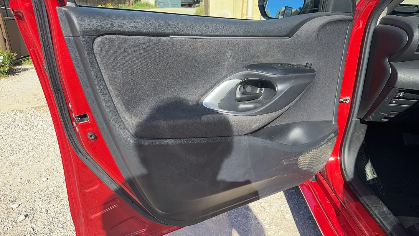 Toyota Yaris - Photo 7