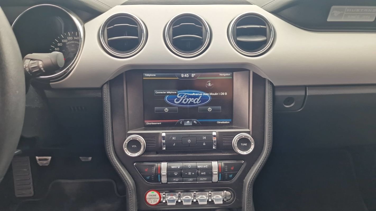 Ford Mustang - Photo 23