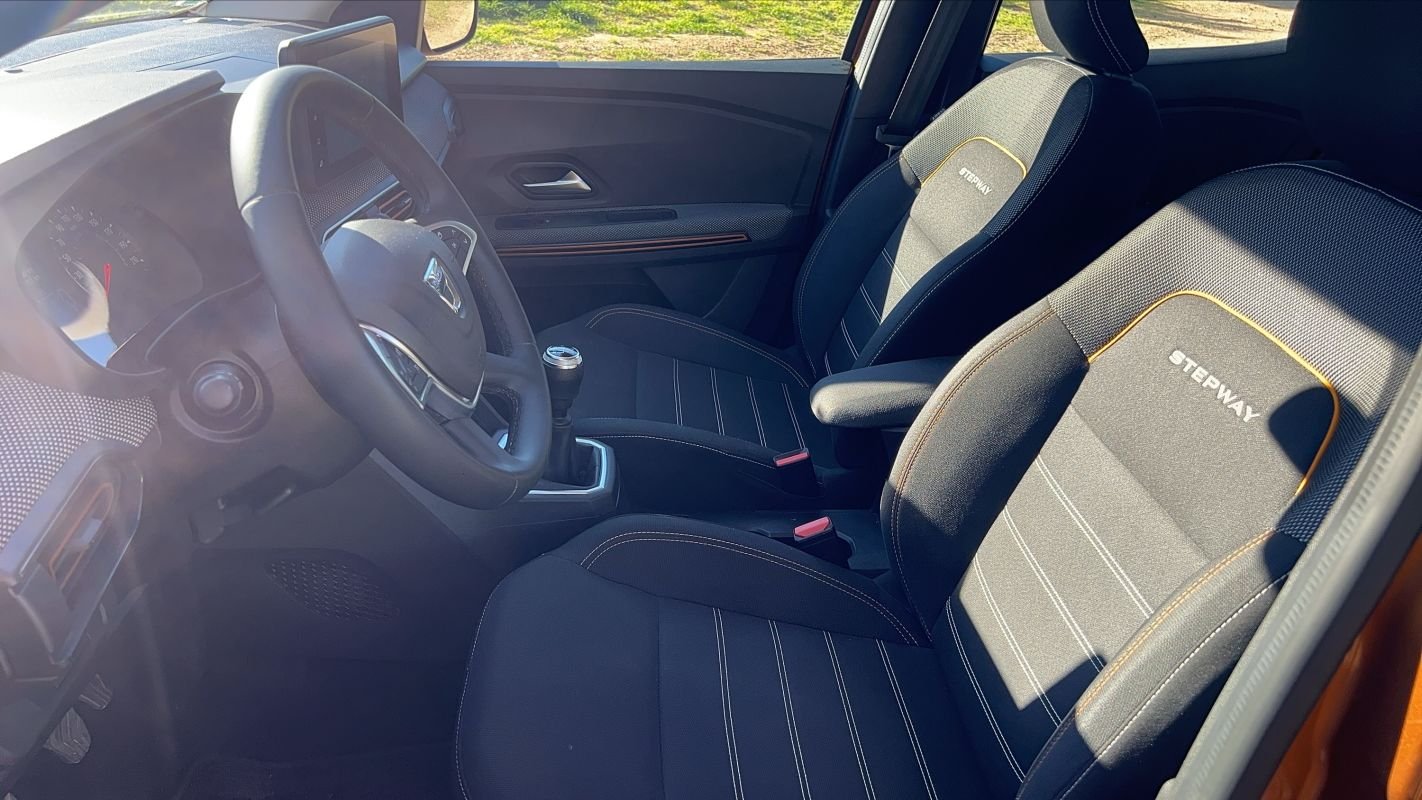 Dacia Sandero - Photo 25