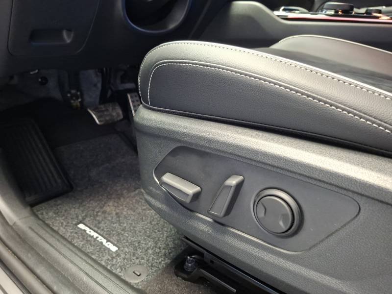 Kia Sportage - Photo 21