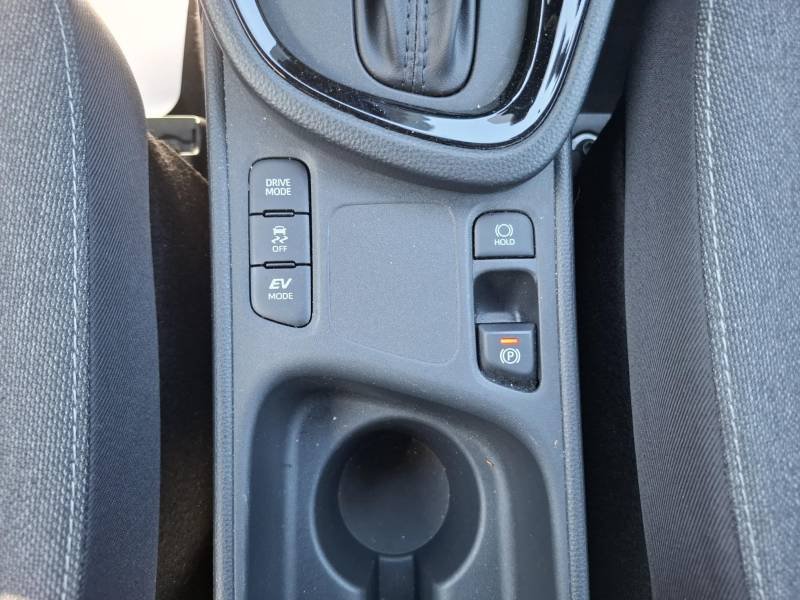 Toyota Yaris - Photo 26