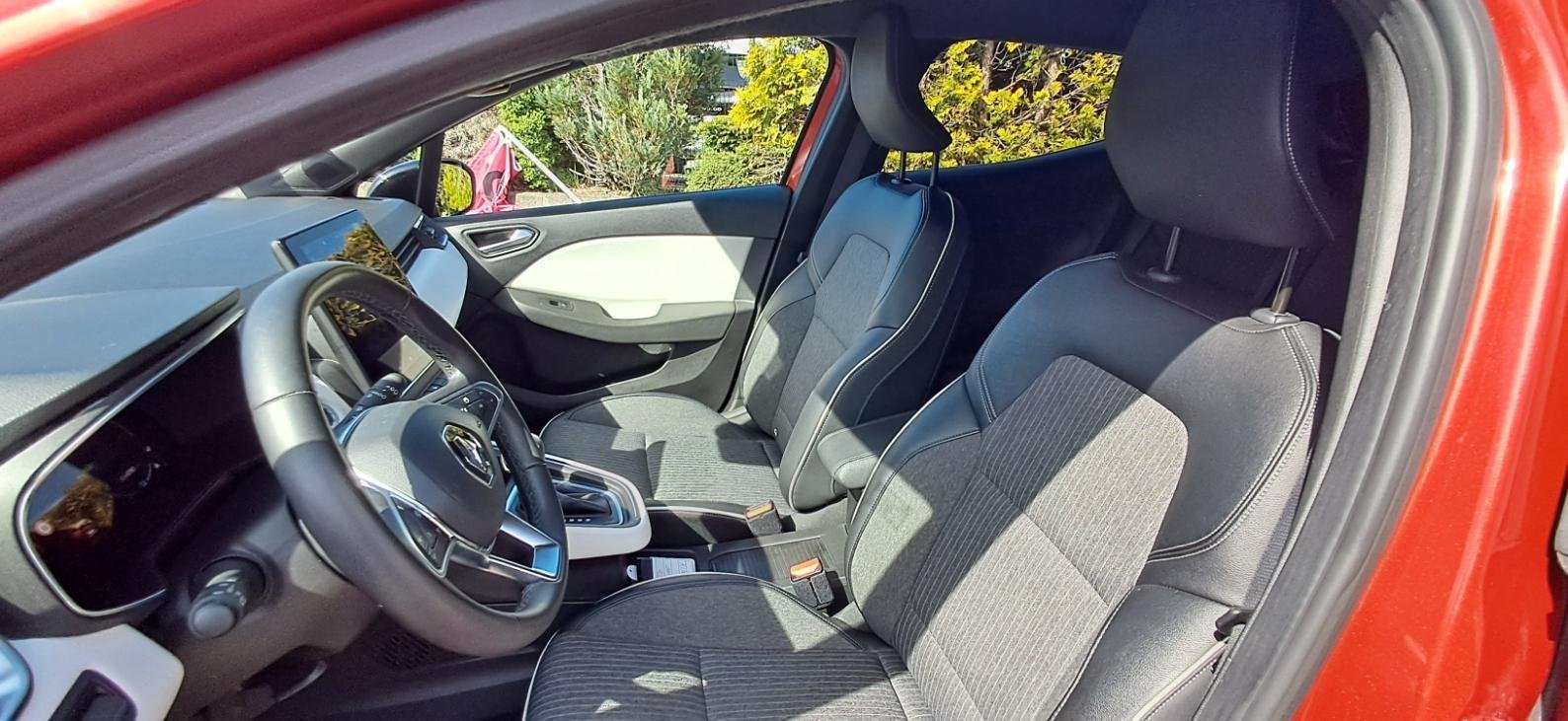 Renault Clio - Photo 13