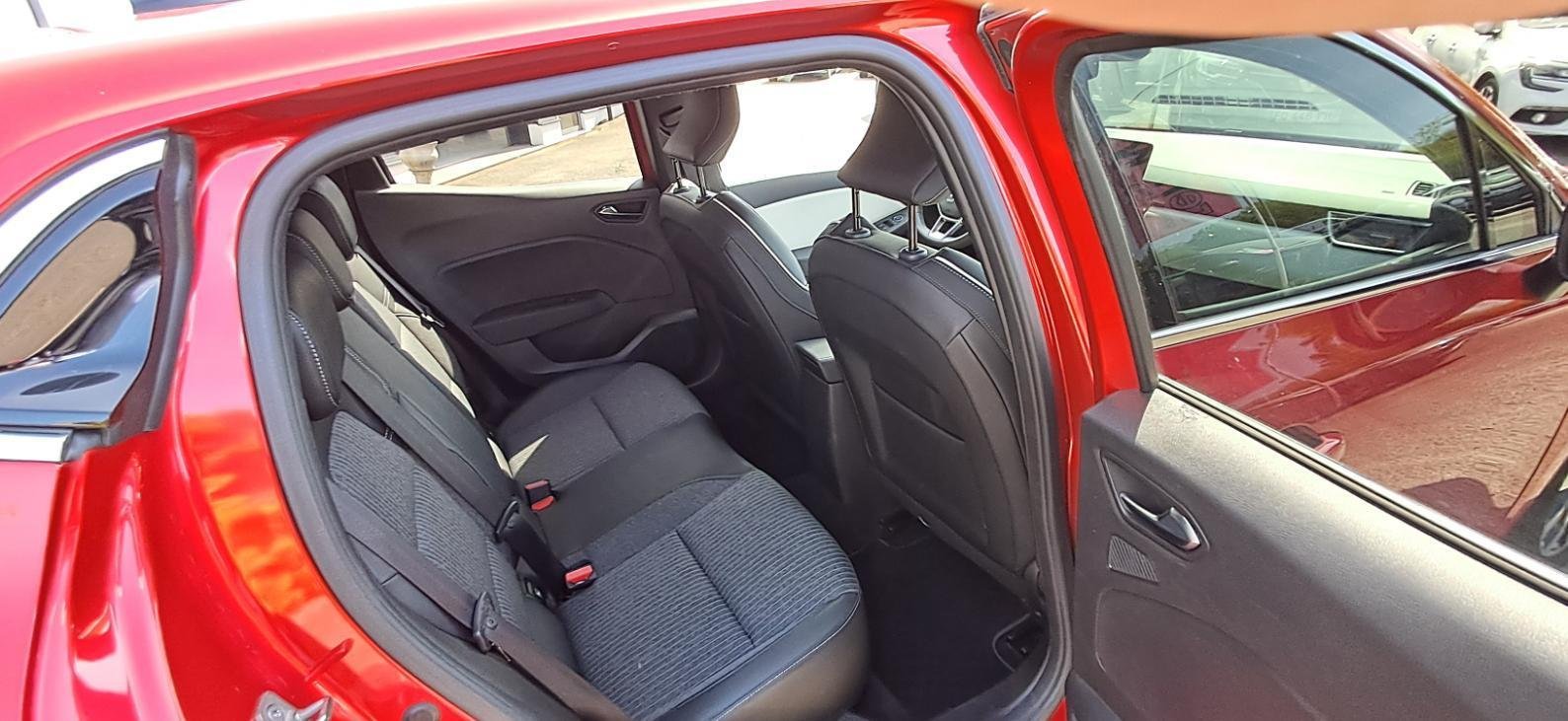 Renault Clio - Photo 9