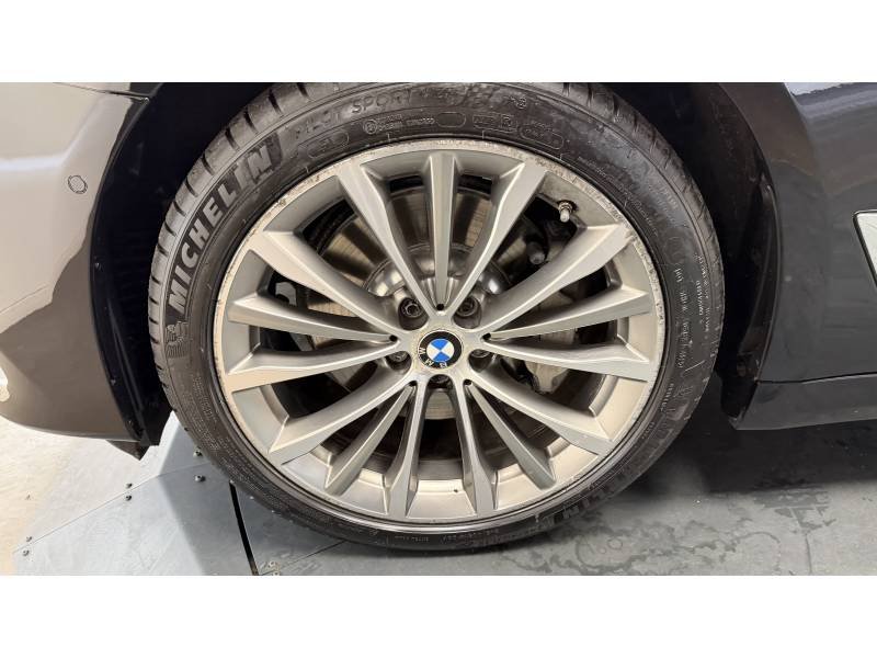 BMW Série 5 - Photo 13