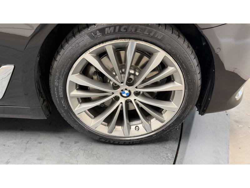 BMW Série 5 - Photo 16